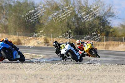 media/Jan-11-2025-CVMA (Sat) [[ddeb3f563a]]/Race 10-Amateur Supersport Middleweight/